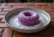 Koblihy Poi Doughnut posypané moučkovým cukrem