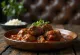 Rogan Josh s jehněčím, podávané v kořeněné omáčce